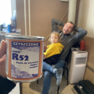 Skuteczny środek do usuwania plam z wosku