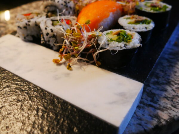 granitowa deska do sushi