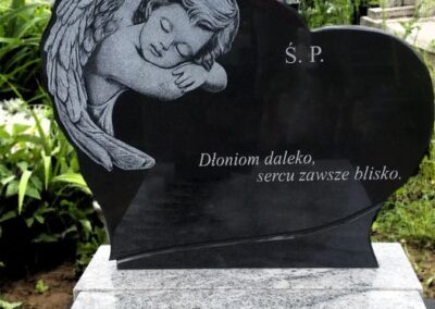 nagrobek dla dziecka z aniołkiem