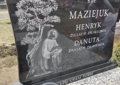 Nagrobek z grawerem Jezusa