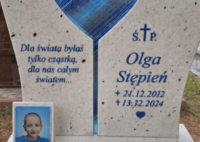 serce ze szkła do nagrobka