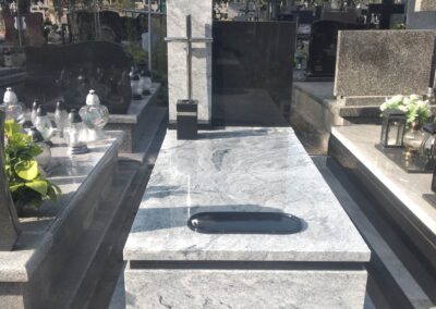 Nagrobek Viscount White