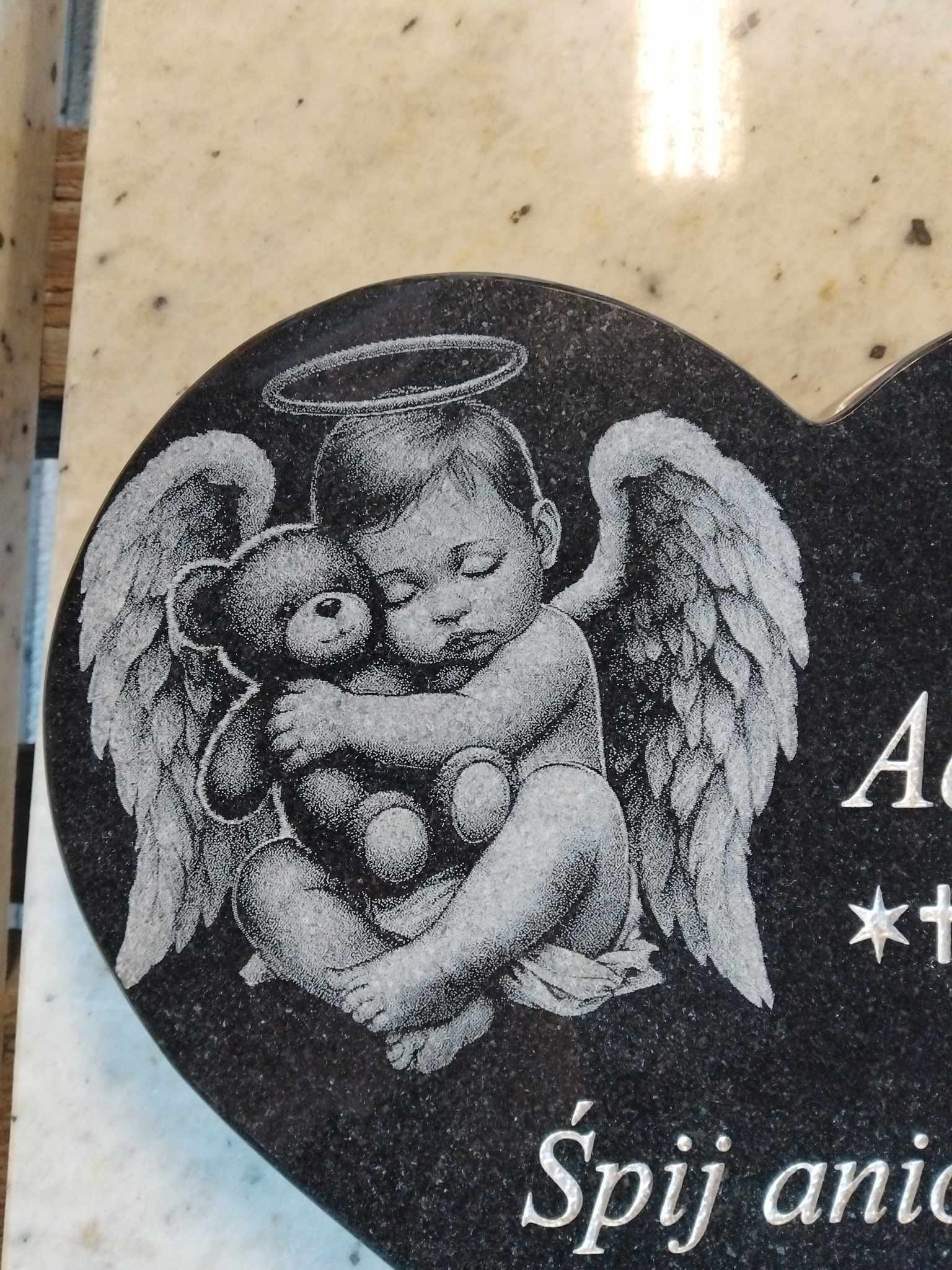 serce granitowe na pomnik