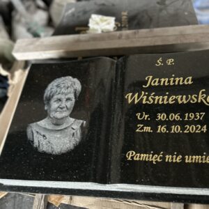 Książka granitowa z grawerowanym zdjęciem