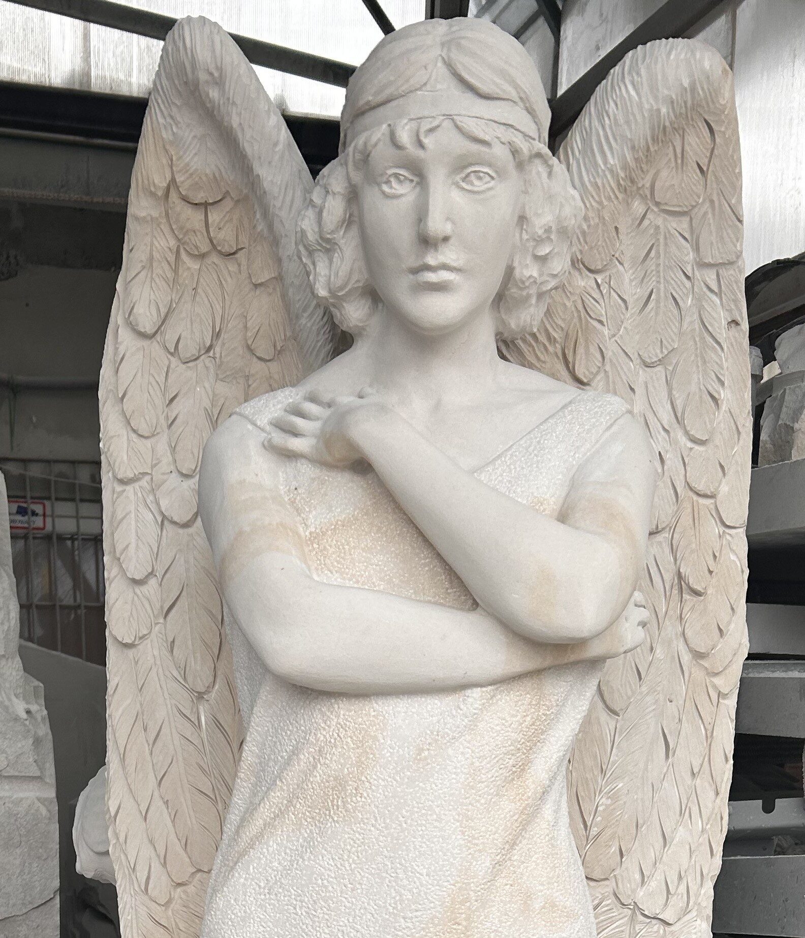 Anioł rzeźba nagrobna